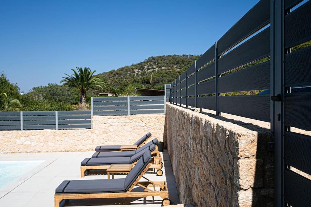 Pine House Villa Agioi Luaran gambar