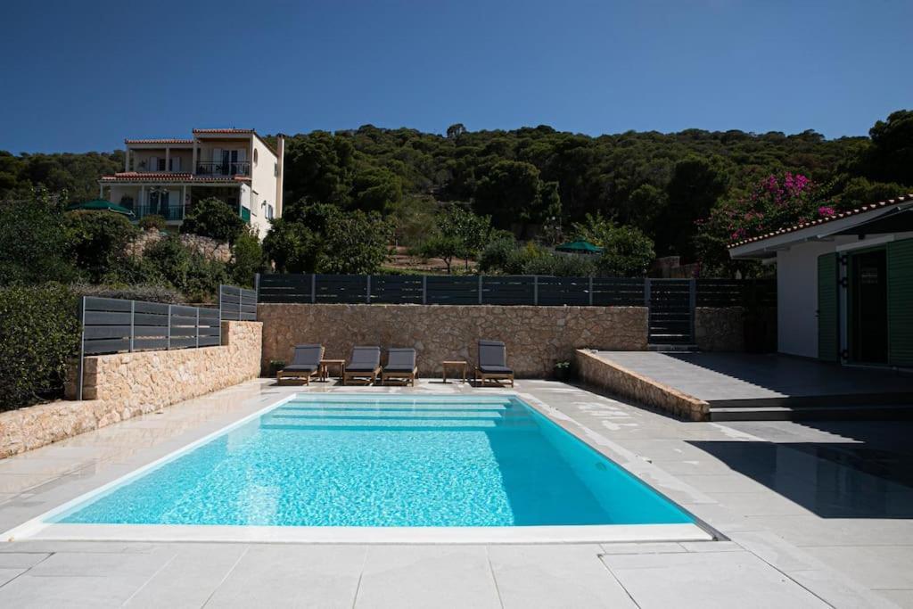 Pine House Villa Agioi Luaran gambar